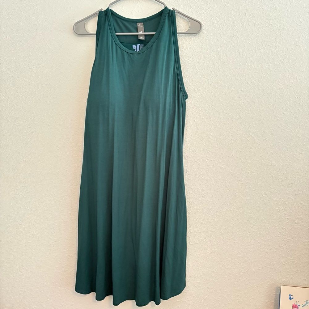 Shebird Built in Bra Dress in Olive Green Size 6 w/ pockets